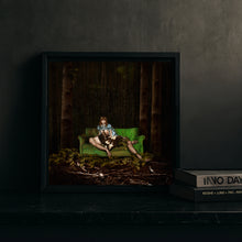 Load image into Gallery viewer, pocket edition: Hope – The green Sofa, 30 cm x 30 cm
